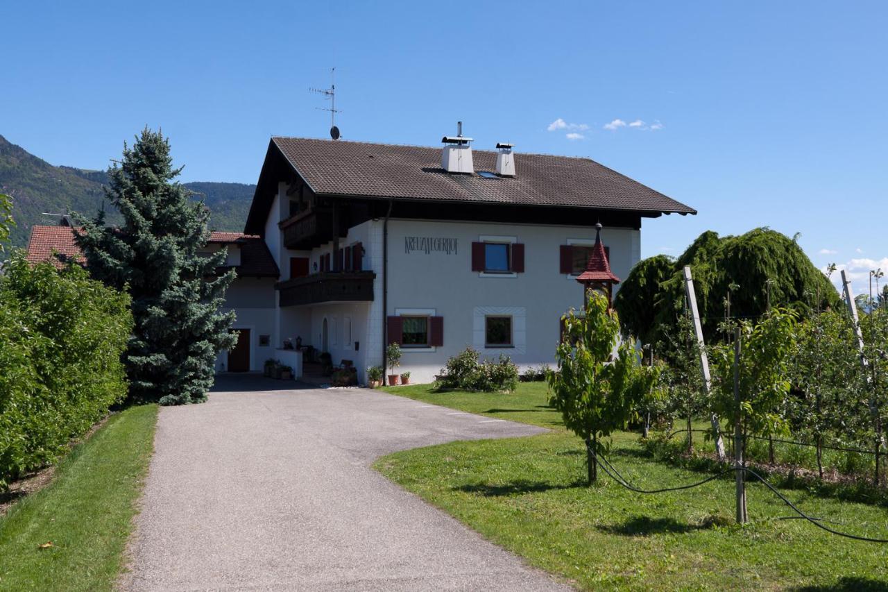 לאנה Appartements Kreuzwegerhof מראה חיצוני תמונה