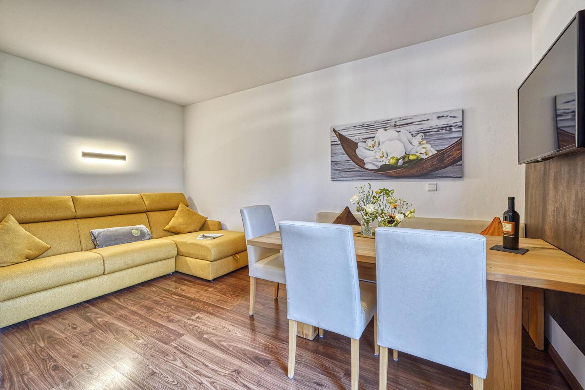 לאנה Appartements Kreuzwegerhof מראה חיצוני תמונה